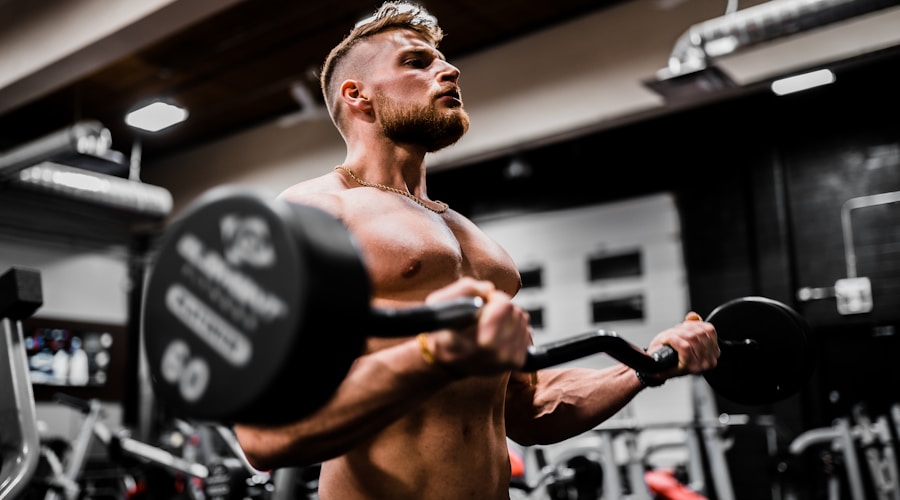 科学力量训练指南：从入门到进阶的完整体系